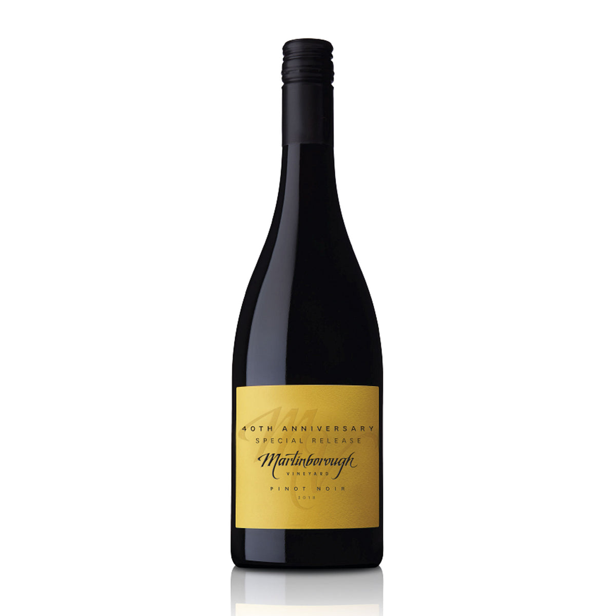 Club bottles 40th Foley 6 Noir Pinot Anniversary | 2018 Wine Martinborough – Vineyard
